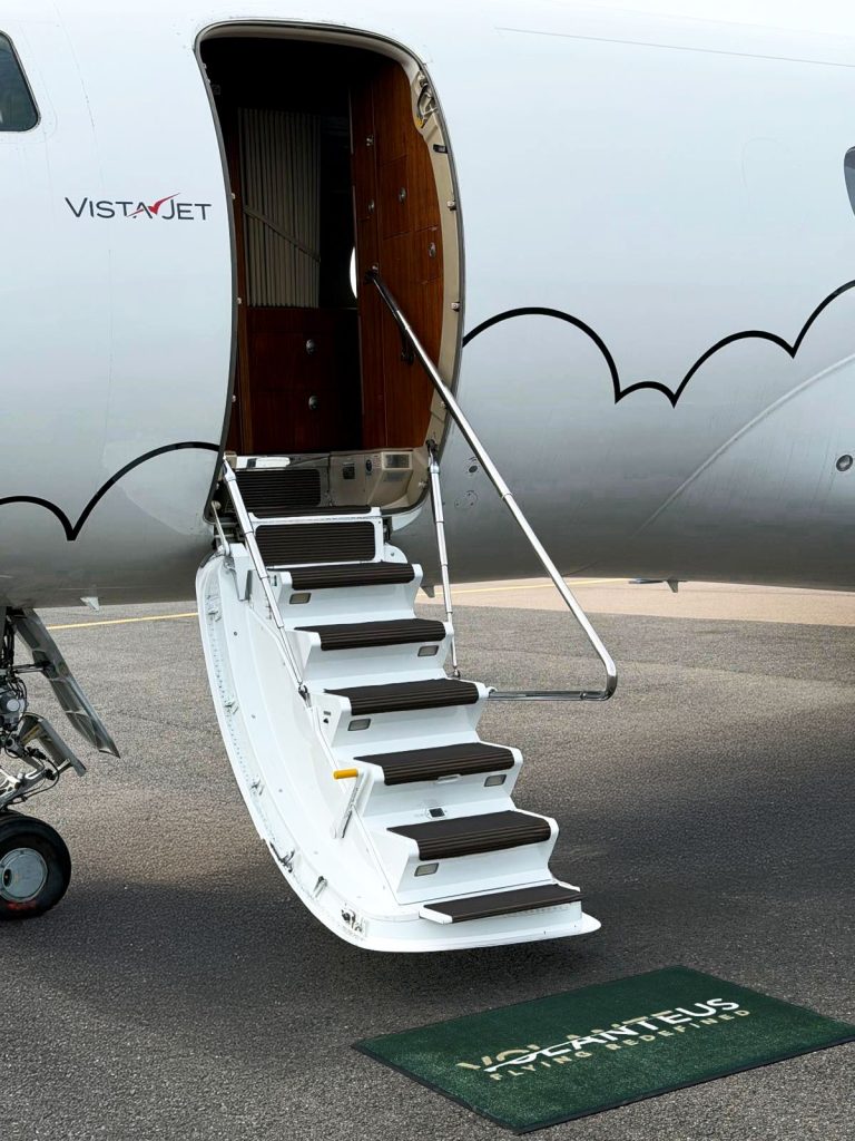 private jet stairs open